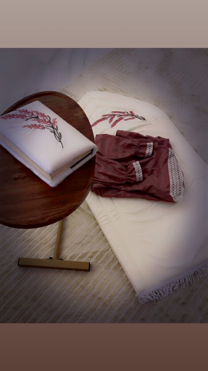 #يوم_الجمعة 
#شهر_رمضان_المبارك 

اللهم اجعل أول جمعة من رمضان بداية خير وبركة علينا .. واكتب لنا فيها دعوة لا تُرد.. ورزقاً لا يُعد .. وباباً إلى الجنة لا يُسد 🤲🤍
#اللهم_صل_وسلم_على_نبينا_םבםבﷺ