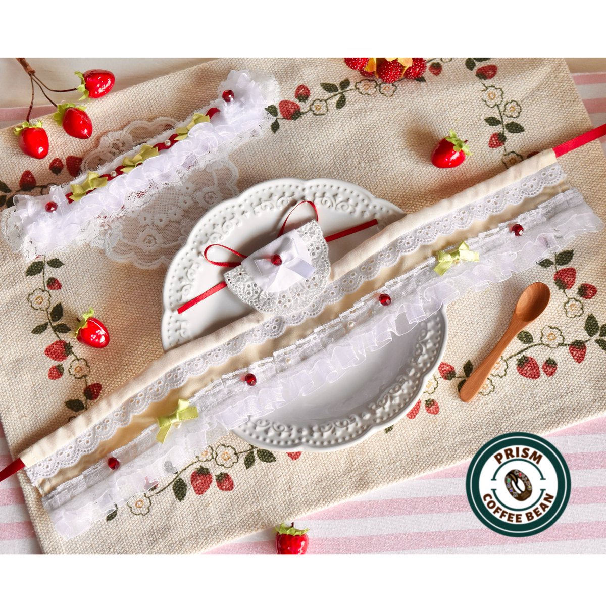 🆕カフェのいちごショートケーキな巻きスカート&ヘッドドレス&スタイ