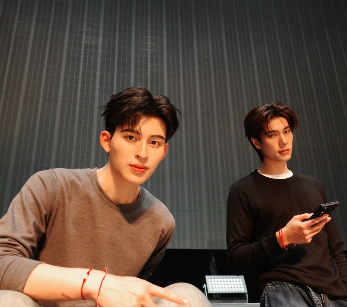 Chew ☾ tweet media