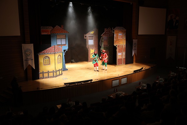 Kayseri'de çocukların neşesi, Ramazan’ın bereketiyle buluştu sondakika38.com/kayseri-de-coc…