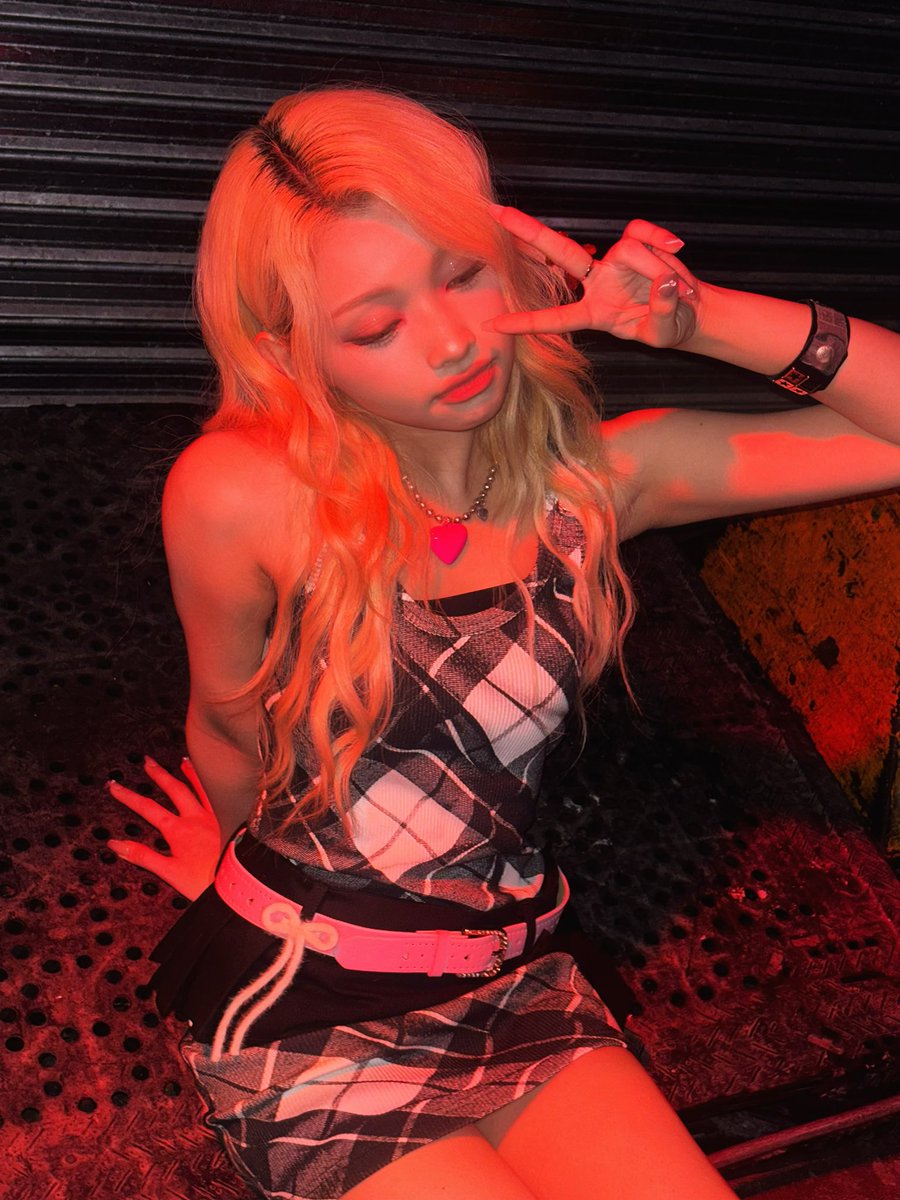 tienes un lugar especial en mi corazón, buenos aires. 🇦🇷♡

#UNIS #유니스 
#GEHLEE #젤리당카