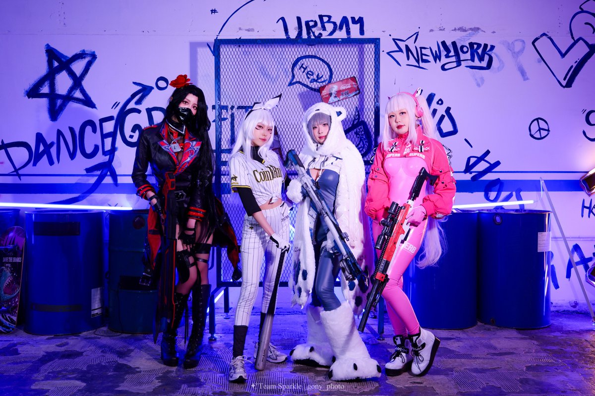 gony_photo's tweet photo. #NIKKEcosplay #NIKKE #cosplay #コスプレ

🐰앨리스 - @Geena_cosplay 
♥️메이든 - @ripi32478 
⚾️블랑 - @_nana_yaya 
🐻‍❄️네베 - @chiling_cos https://t.co/bBsO8uJisB