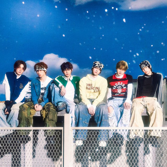 Hearts2Hearts, ILLIT, and TWS are the only 5th gen groups with the most songs charting on the MelOn HOT #100 currently (3 songs each)!

#Hearts2Hearts #하츠투하츠 #H2H <a href="/Hearts2Hearts/">Hearts2Hearts</a>