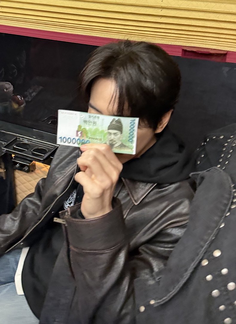 북박🍔 tweet media