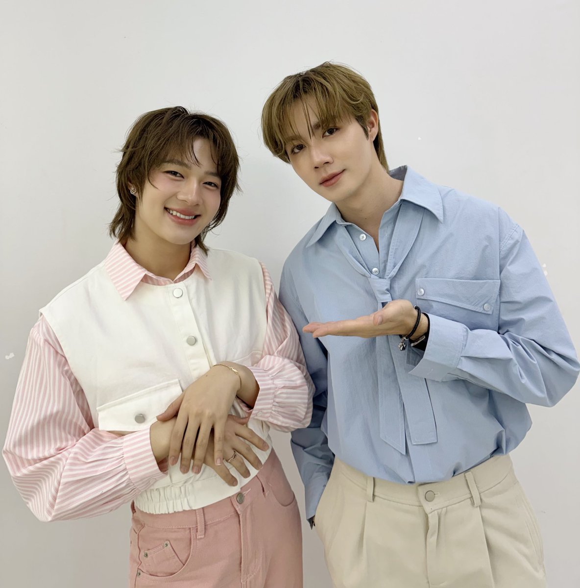 ZeePruk_OFC's tweet image. หนุ่มผิวใสมาพร้อมความสดใสแล้วค่ะ ✨🩷🩵

#NIVEASUPER10XZEENUNEW

🌊 @zee_pruk ☀️
#ZeePruk #Zunshine