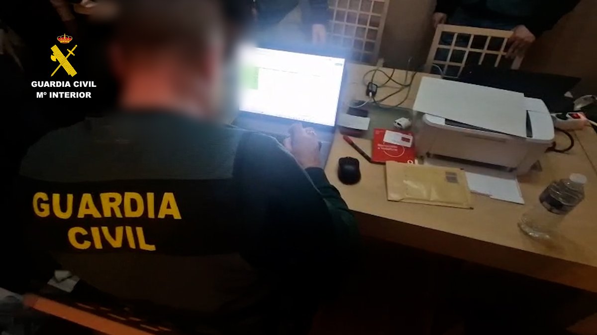 Guardia Civil tweet media