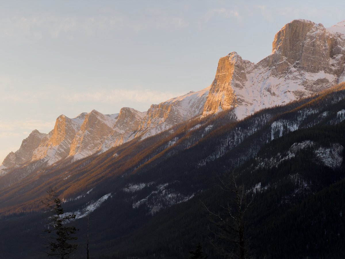 faythebest's tweet image. Canada in Winter is Beautiful #ShotoniPhone @tim_cook #Canada #Banff