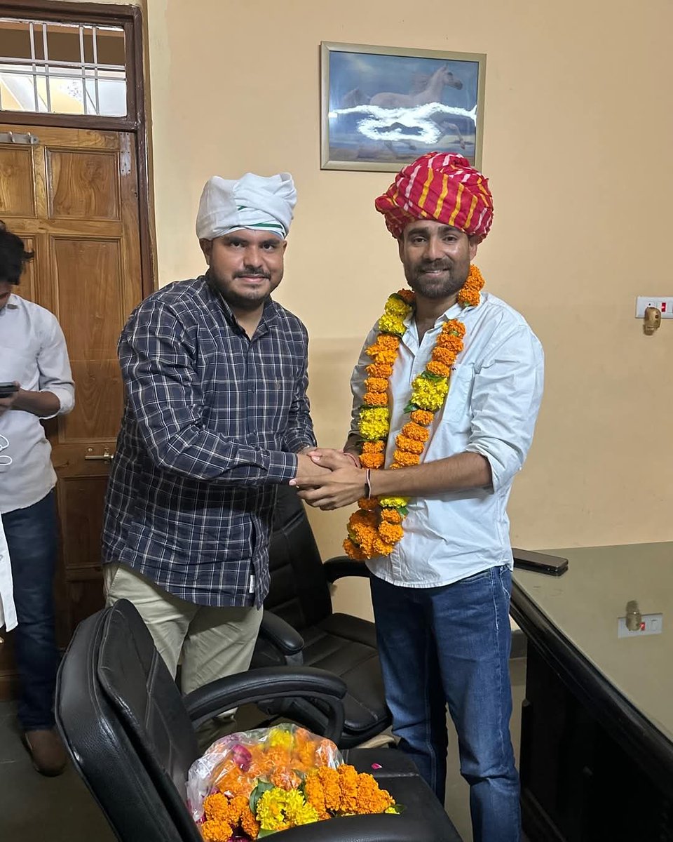राजस्थान से पहली बार, राजस्थान की माटी के लाल, राजस्थान NSUI के प्रदेश अध्यक्ष बड़े भाई विनोद जाखड़ जी को भारतीय राष्ट्रीय छात्र संगठन (NSUI) का राष्ट्रीय अध्यक्ष नियुक्त होने पर हार्दिक बधाई एवं शुभकामनाएं।
<a href="/VinodJakharIN/">VINOD JAKHAR</a> <a href="/SachinPilot/">Sachin Pilot</a> <a href="/iKailashMeena/">Kailash Meena</a>
