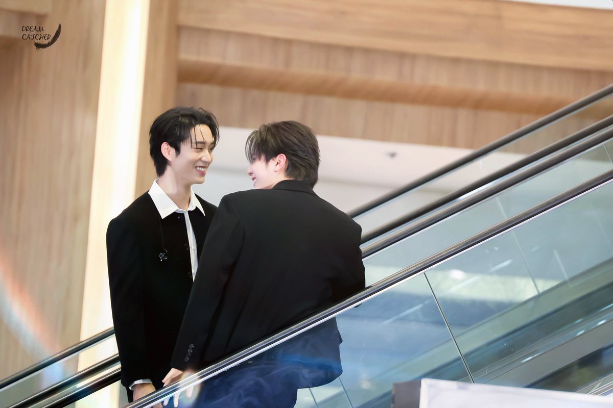 อยากเป็นคนที่ถูกรัก อยากเป็นคนที่ถูกใครสักคนเข้าใจ

<a href="/Williamjkp1/">วิลเลี่ยม จักกะปรั๊ดดดดด</a> <a href="/EstRvp/">est_rvp</a> 
#WilliamEst #วิลเลี่ยมเอส
#williamjkp #est_rvp