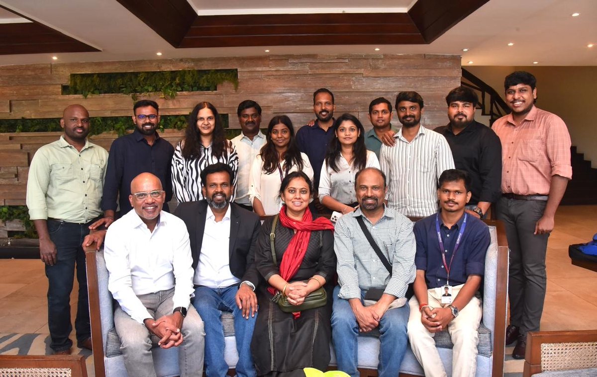 NovastridIT's tweet photo. Great hosting our client at the Novastrid office today! Productive conversations, stronger alignment, and exciting milestones ahead 🤝

#Novastrid #NovastridLife #TeamNovastrid #NovastridCulture #ProductEngineering #ChennaiTech https://t.co/LmA0gYIBPA