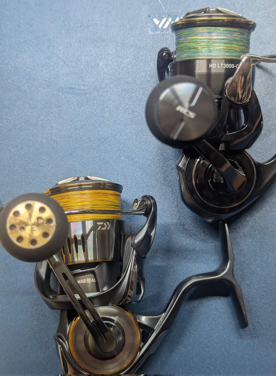 headland_45's tweet photo. セルテートHD　カスタムハンドルノブ
SLPWORK　RCSパワーライトノブMロング
セルテートにはシルバーが合う。
エアリティはゴールド
Mロング握りやすいし
シャクリにはベスト🦺 https://t.co/hpbqurHfbF