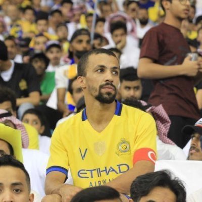 أعضاء شرف نادي #النصر ورجاله 
أخونا متعب أبو ظهر يمر بأزمه هو ووالدته وأسرته 
أتمنى الوقوف مع اخوكم خاصه ونحن في شهر الخير شهر الرحمه شهر رمضان المبارك 
#النصر_الحزم