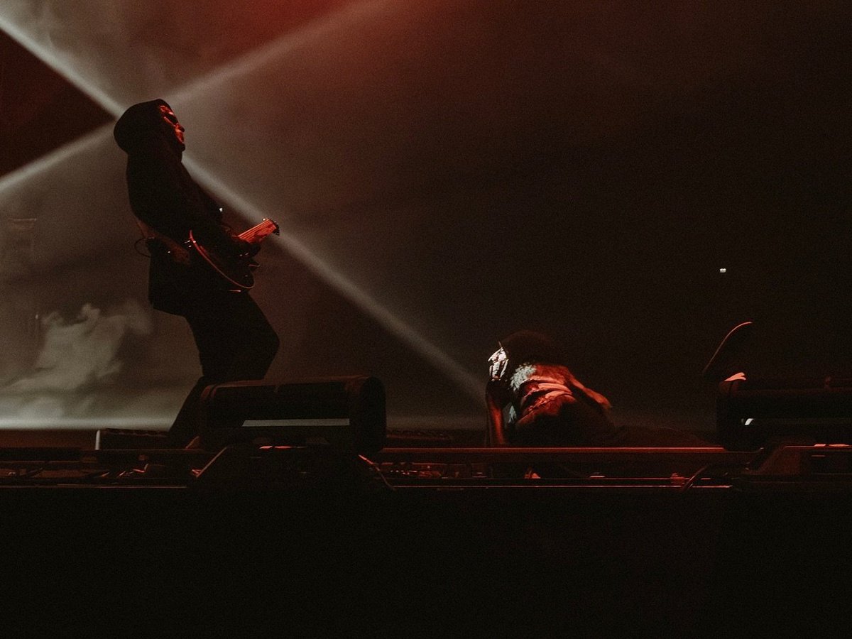 professional iv misser tweet media