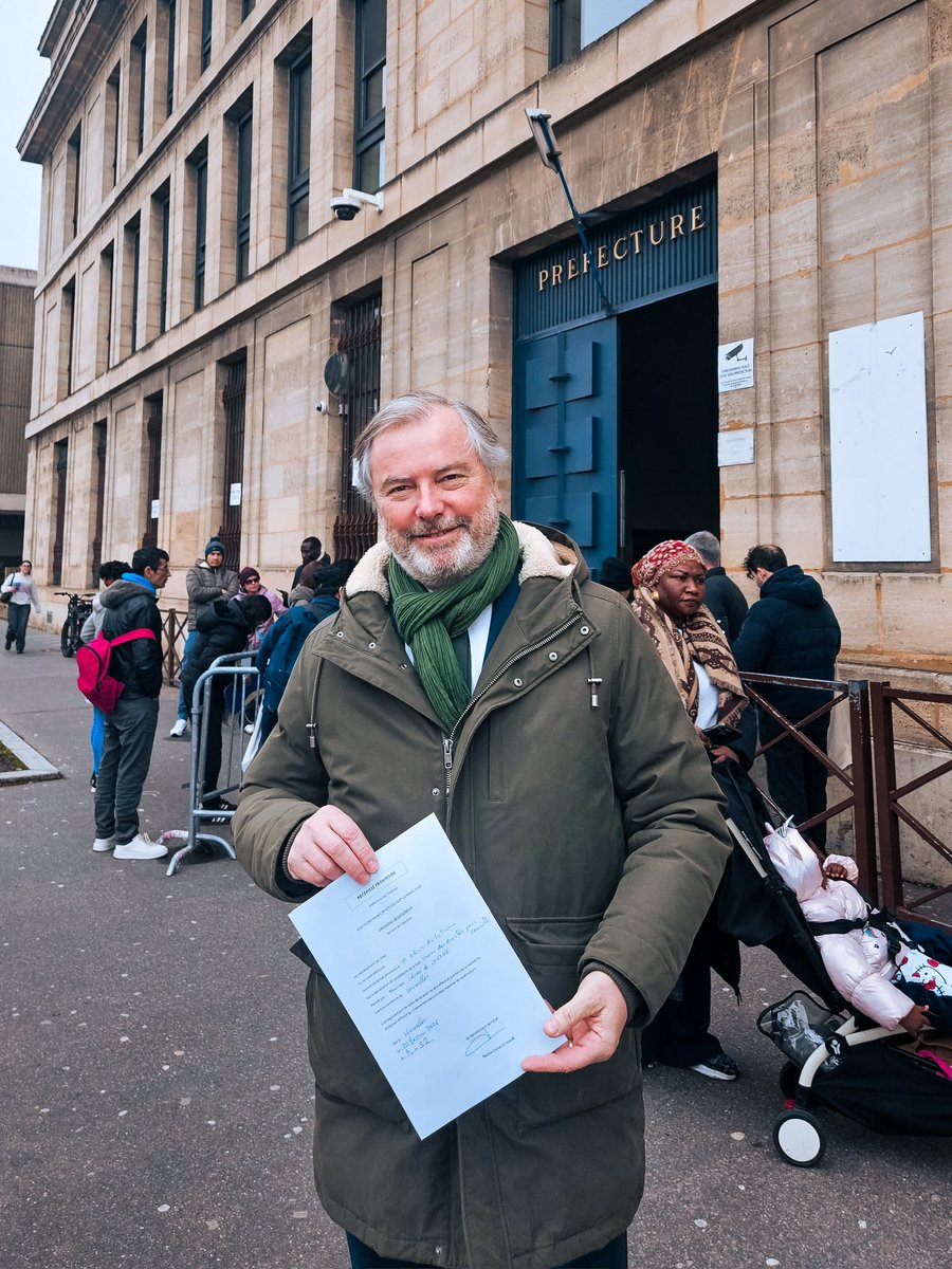 ✅ Liste déposée en préfecture.

Rendez-vous les 15 et 22 mars pour faire gagner l’union des droites à Versailles ! 

Ensemble, réveillons Versailles 💙💛

#municipales2026 #versailles