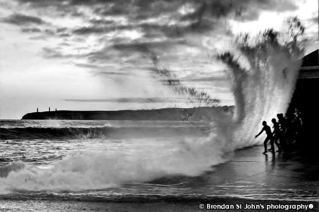 ThisIsIreland3's tweet image. Some beautiful black &amp;amp; white photos, showing the power of the sea in Tramore, just WOW 😲🌊🌊

📍 Tramore, Co. Waterford, Ireland 🇮🇪 

📸 Brendan St. Johns Photography

#Waterford #Tramore #Waves #Ireland #Storm