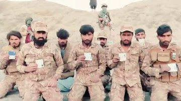 thirdeye22af's tweet image. 🤣 Baloch Genociders (Paki Army) finding out what REAL Balochistan Freedom Fighters look like! 🇵🇰➡️💥Iconic pic truth hurts! Who's with Baloch freedom? 🔥 #Balochistan  #PakArmyExposed