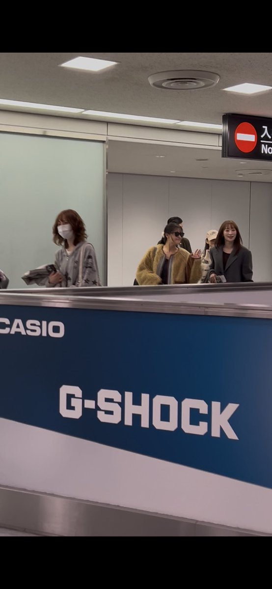 5ショット中々難しかったけど
KARAのメンバーみんなに会えて
良かったです🫶🏻