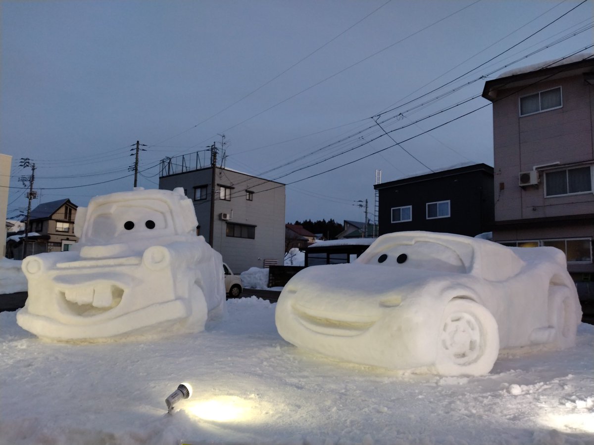 今日から十日町雪まつり❄ 甥っ子が大好きなカーズの 雪像を見付けて