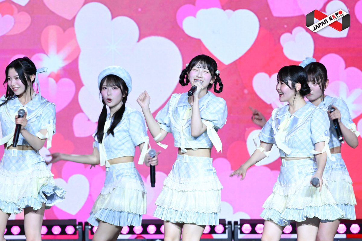 บรรยากาศการแสดงจากวง ≒JOY บนเวที Kaze Stage ภายในงาน JAPAN EXPO THAILAND 2026 ✨🎤

เต็มไปด้วยพลัง ความสดใส และเสน่ห์ที่ถ่ายทอดผ่านทุกบทเพลง เสียงเชียร์จากแฟน ๆ ที่คึกคักตลอดช่วงการแสดง เป็นอีกหนึ่งโมเมนต์ความทรงจำที่น่าประทับใจของงาน

ขอบคุณที่มาร่วมสร้างช่วงเวลาพิเศษไปด้วยกัน