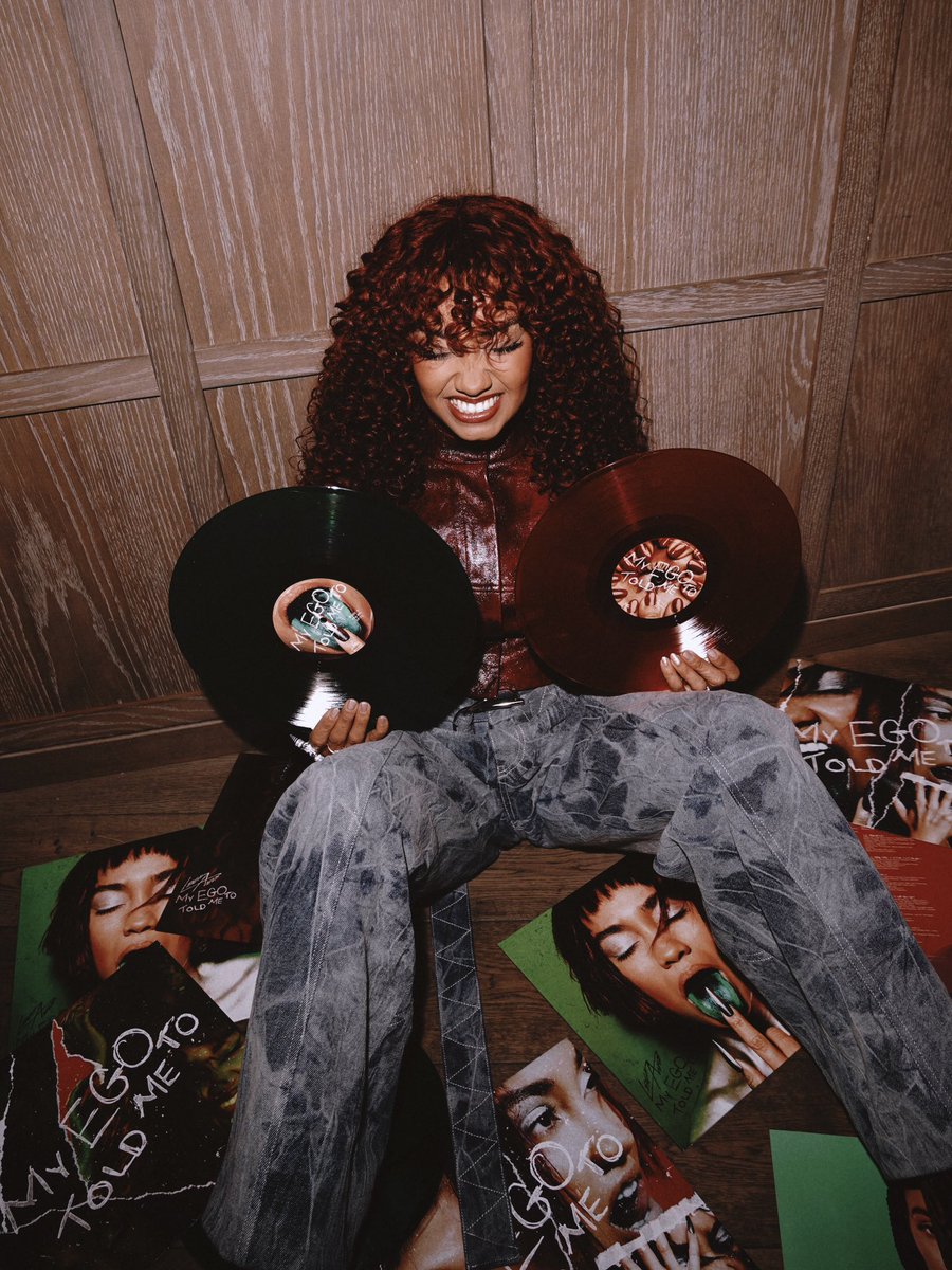 Leigh-Anne tweet media