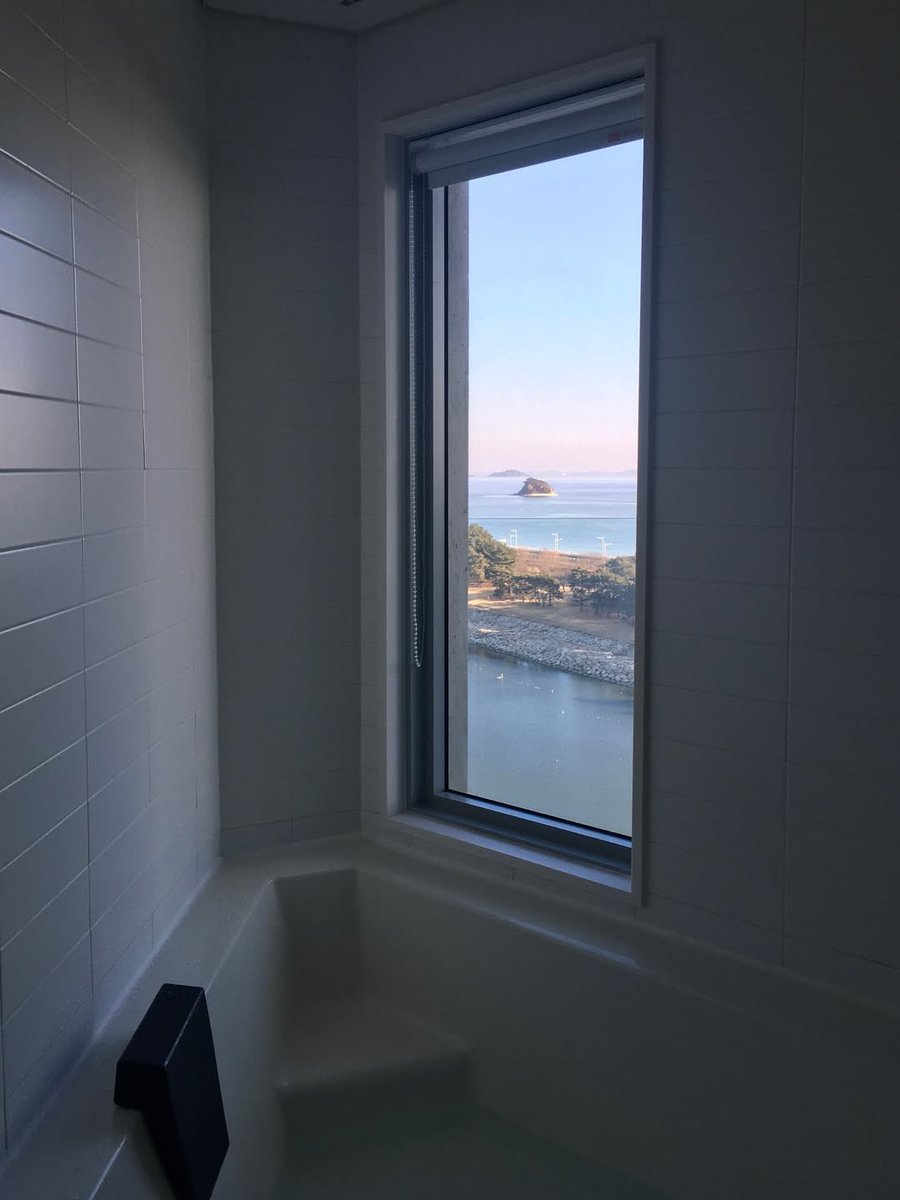 [📸 saeromssee] #แซรมไอจี 
20/02/26

#LEESAEROM  #이새롬