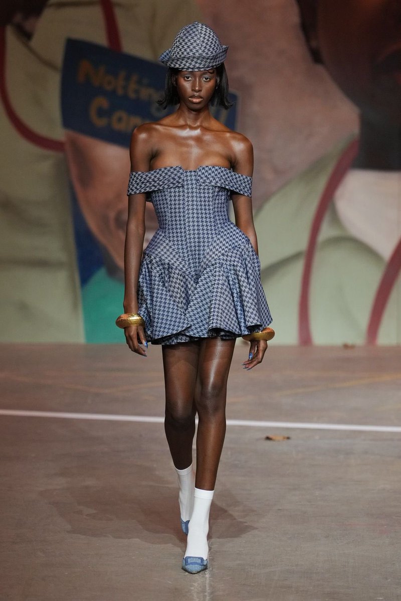 THE FASHION RESOURCE tweet media