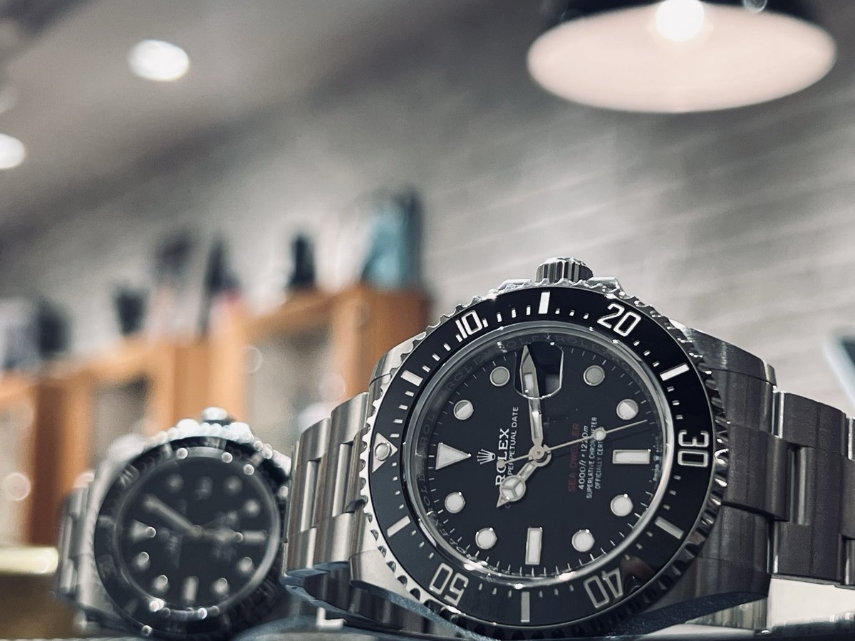 今年の夏に赤シードはいかがでしょうか Ref.126600 商品紹介はこちら