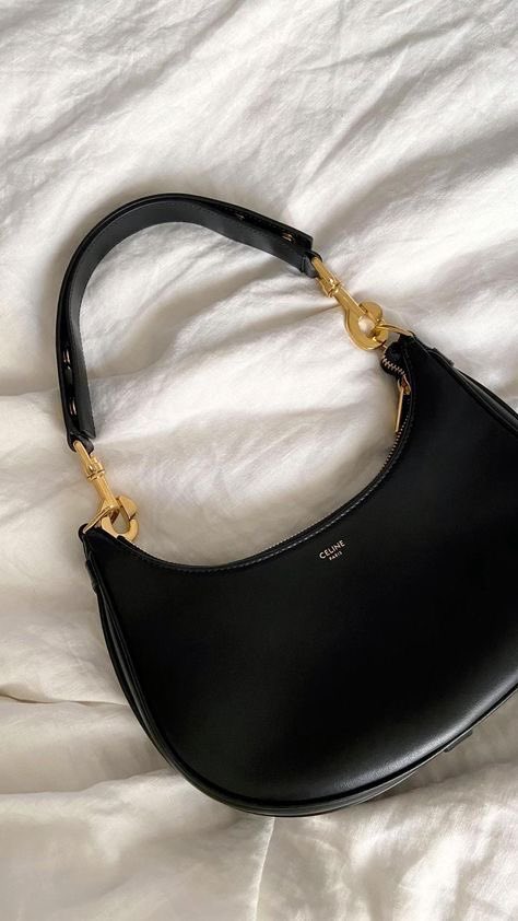 _Destiny_Fox_'s tweet photo. Пинтерест. Первые картинки по запросы
Top/bottoms
Bag/shoes https://t.co/AbG5VOMM3k