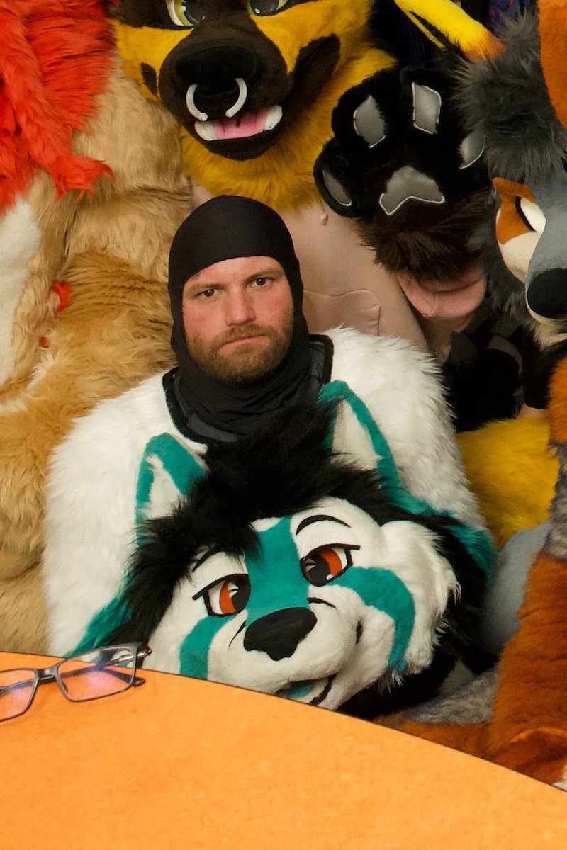 P̶̤̖̖͊ͨ̓͛̓ͬ̍ò͗ͧx̥̐̈ tweet media