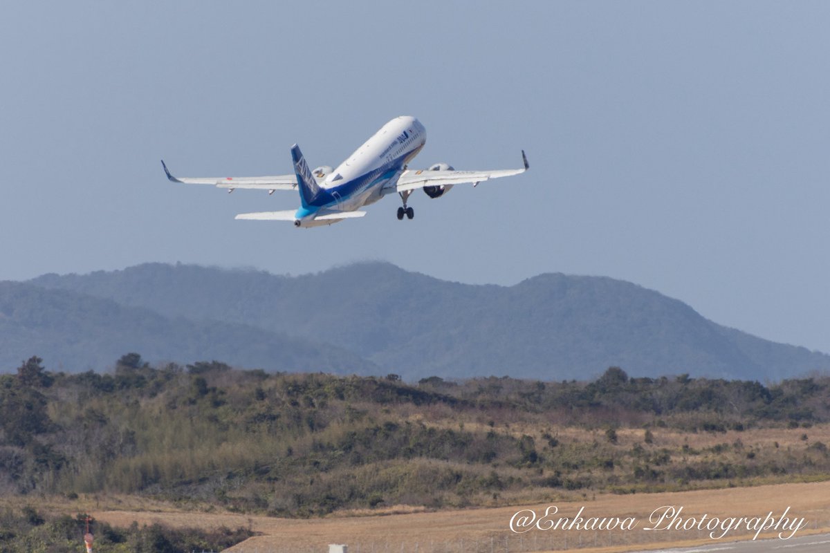 Hisashi_Enkawa's tweet photo. Aircraft: @ANA_travel_info #JA220A
Spot:#益田萩石見空港
撮影日:2026年2月19日
飛び立つ様子も撮りまして。
空の展望台からの景色が良かったです。 https://t.co/IMbsaS07Sr