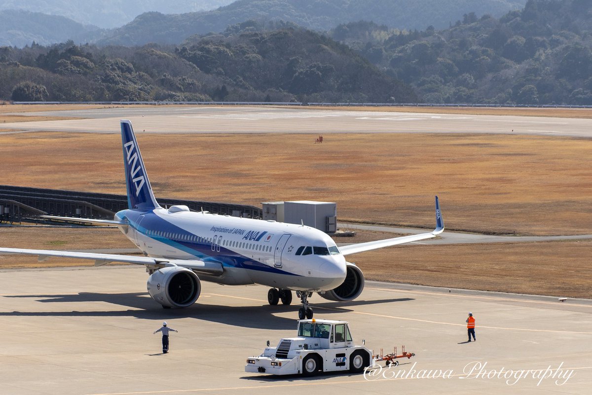 Hisashi_Enkawa's tweet photo. Aircraft: @ANA_travel_info #JA220A
Spot:#益田萩石見空港
撮影日:2026年2月19日
飛び立つ様子も撮りまして。
空の展望台からの景色が良かったです。 https://t.co/IMbsaS07Sr