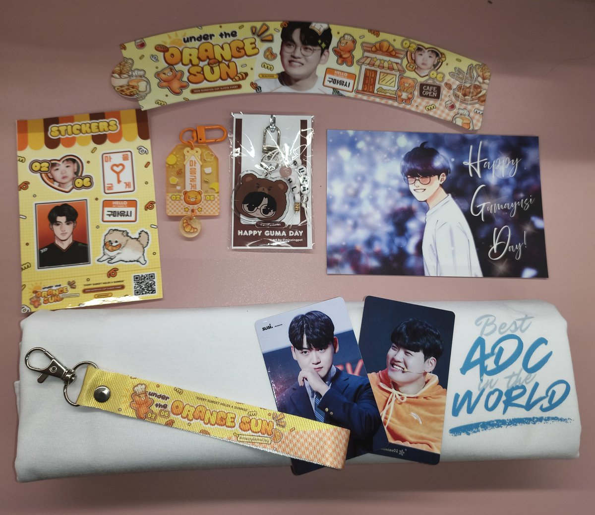 im_mxrixxnnx's tweet photo. one day delayed but it's home! 😭🧡 
thank you so much @lolphcse 🧡
#UnderTheOrangeSun https://t.co/VMc7KRO4D9