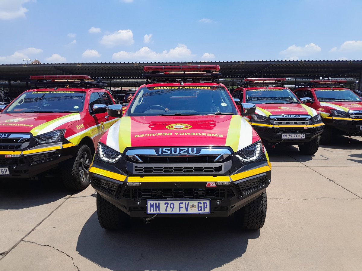 nasiphim's tweet image. We need to ensure we give our firefighters the best equipment so that they can protect our communities well🙏🏾