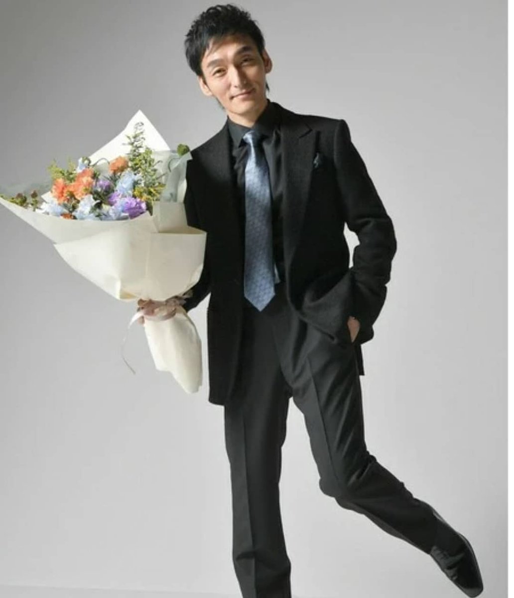 今は、ほんとに
うさかめ＆ななにー
だけが楽しみ♥️
つよぽん不足です😅
色んな過去映画＆ドラマ見てますが🙄
つよ担みんなそうですよね〜
さて今日は何見よう？って
3月なったら情報解禁あるかなあ🙏
飯島さんお誕生日なんですね🎂
おめでとうございます🎉👏
#草彅剛
#飯島三智