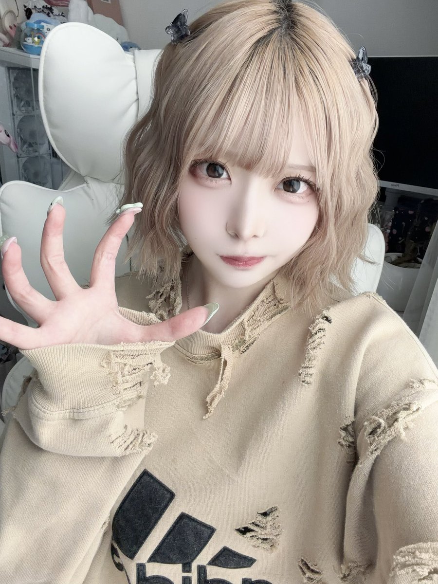 _^ (@____amuoO) / Posts / X