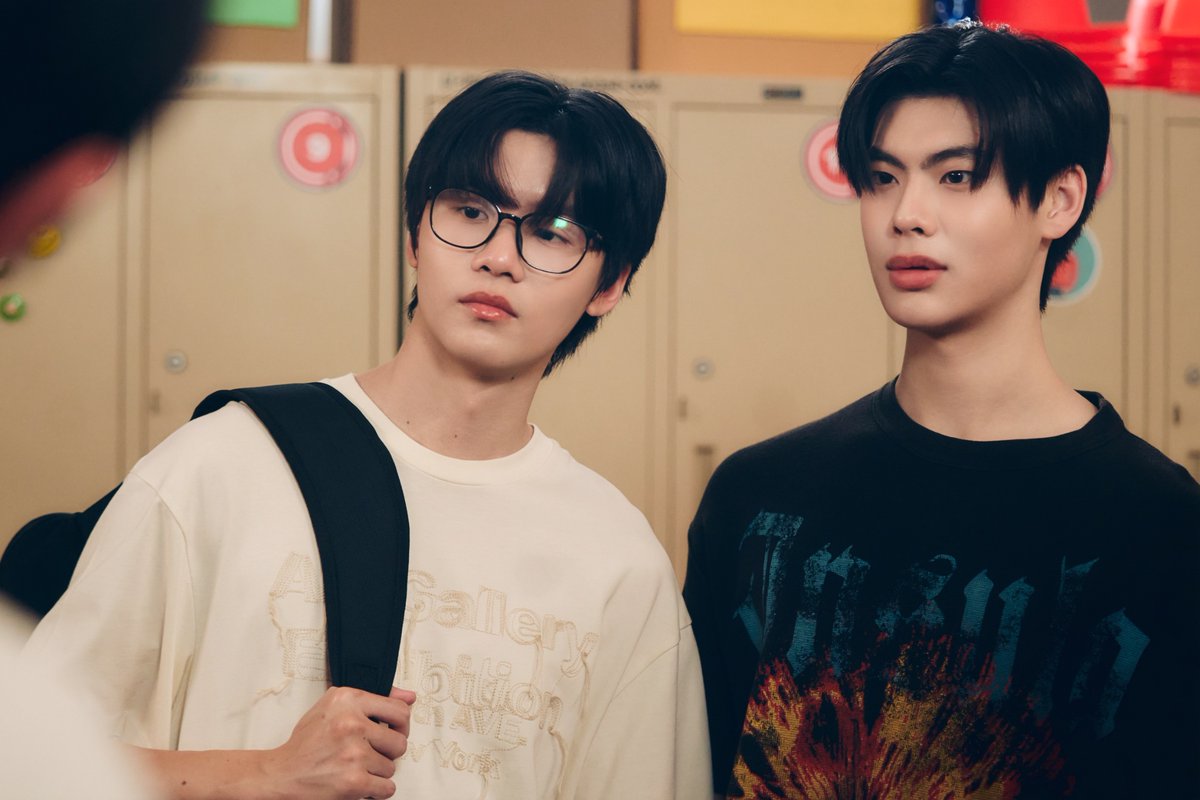 SNEAK PEEK EP.4 🎬

📺 รับชม “ด้วงกับเธอ Duang With You Series” พร้อมกันทุกวันเสาร์ เวลา 21.30 น. ทางช่อง one 31

📲 ดูออนไลน์เวอร์ชัน UNCUT เวลา 22.30 น. บนแอป iQIYI และเว็บ iQ.com ที่เดียวเท่านั้น : s.iq.com/DuangWithYou 

#ด้วงกับเธอSeries