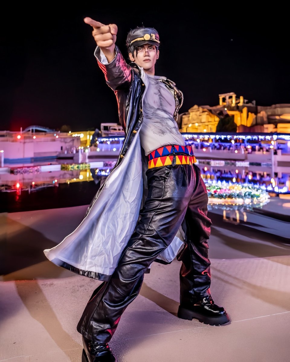 #自我からコスプレイヤーへ 
すっぴんですがスシロー最高でした！！オラァ🍣