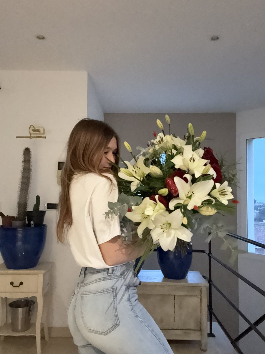 FutureChomeuse tweet media