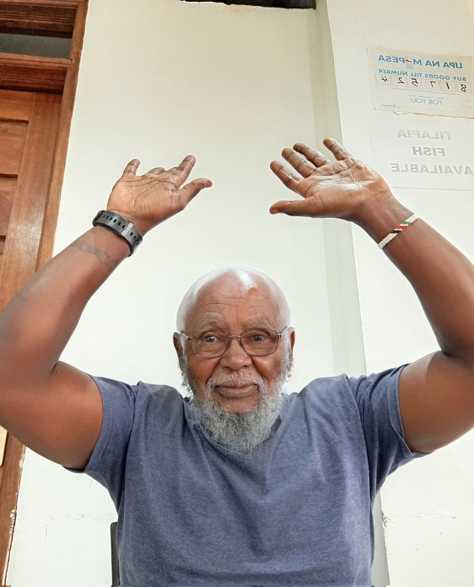 WARÚHIÚ tweet media