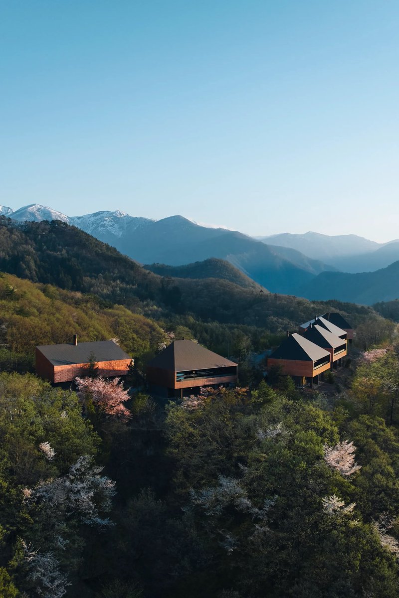 INTERIORPORN1's tweet photo. This hotel in Japan is absolutely sublime. https://t.co/70bWB4yZGM