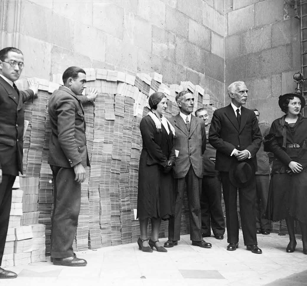 Esguard Històric tweet media