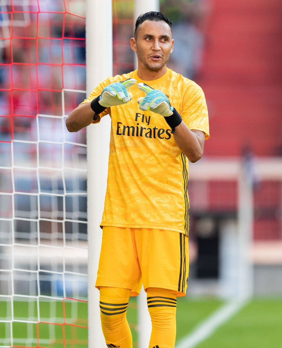 ActuFoot_'s tweet image. 🚨 Keylor Navas 🇨🇷 : « 𝗝’𝗔𝗜 𝗘́𝗧𝗘́ 𝗧𝗘́𝗠𝗢𝗜𝗡 𝗗𝗘𝗦 𝗛𝗘𝗨𝗥𝗘𝗦 𝗤𝗨𝗘 𝗭𝗜𝗗𝗔𝗡𝗘 𝗔 𝗖𝗢𝗡𝗦𝗔𝗖𝗥𝗘́𝗘𝗦 𝗔̀ 𝗩𝗜𝗡𝗜𝗖𝗜𝗨𝗦 🇧🇷…

On a tous tout de suite remarqué quelque chose de différent chez lui. 

Il avait des points à améliorer, certes, mais 𝗰'𝗲́𝘁𝗮𝗶𝘁