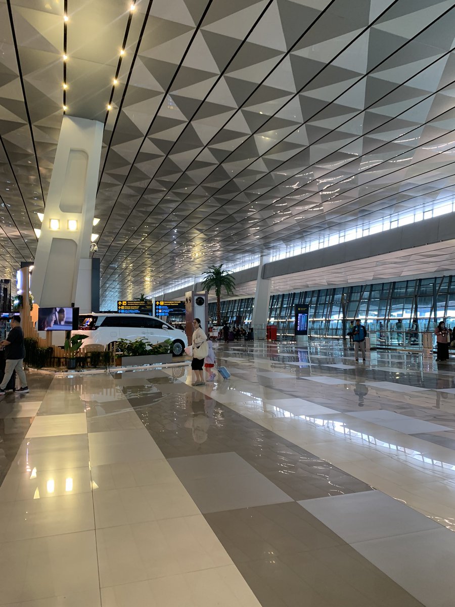 itsluisa tweet media