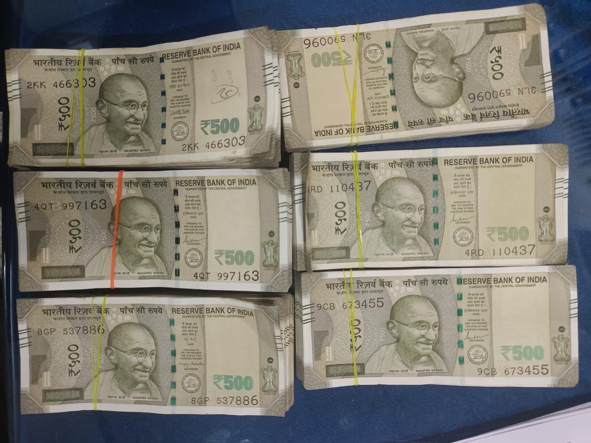 cgstcustvm's tweet photo. Customs Thiruvananthapuram Zone foiled 7 smuggling attempts this week, seizing drones worth ₹17.5 lakh, currency worth ₹15.51 lakh, and cigarettes worth ₹2.04 lakh, and also foiling an attempt to smuggle live plants and seeds.

#IndianCustomsAtWork
@cbic_india
@PIB_India https://t.co/SHQJ0bC7mG