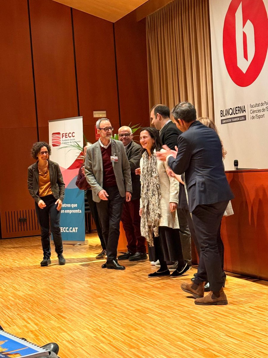 Fundació Escoles Parroquials tweet media