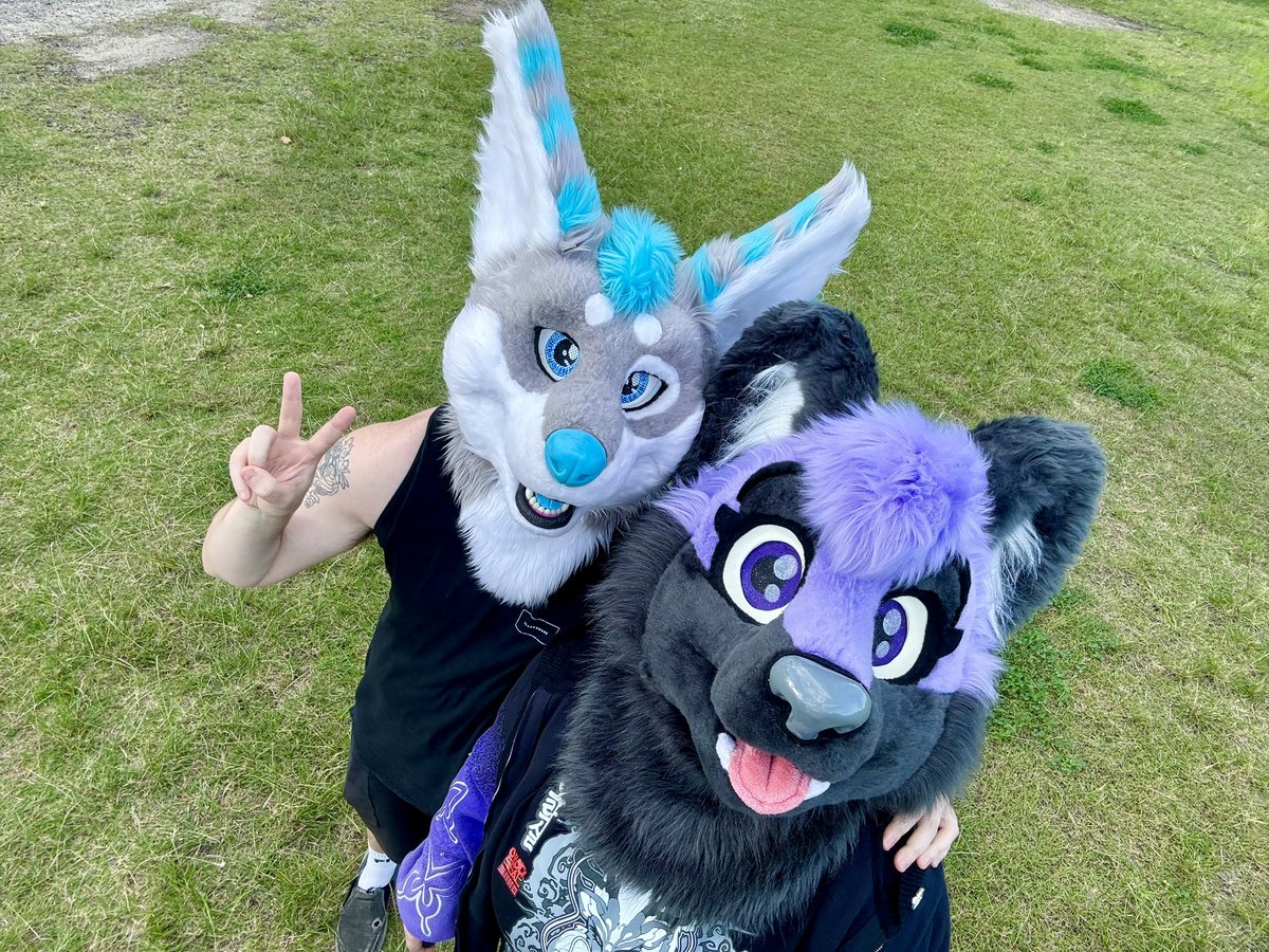 💜 Zee 💜 tweet media