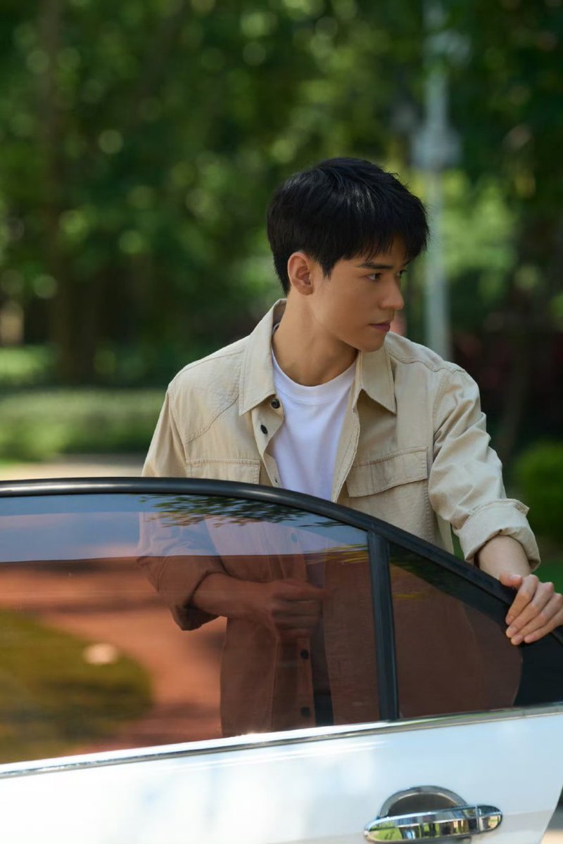 cdrama_update's tweet image. #GongJun's studio shares stills for #TheTruth 

#SimonGong #龚俊 
#风过留痕 #ร่องรอยที่ลมพัดผ่าน