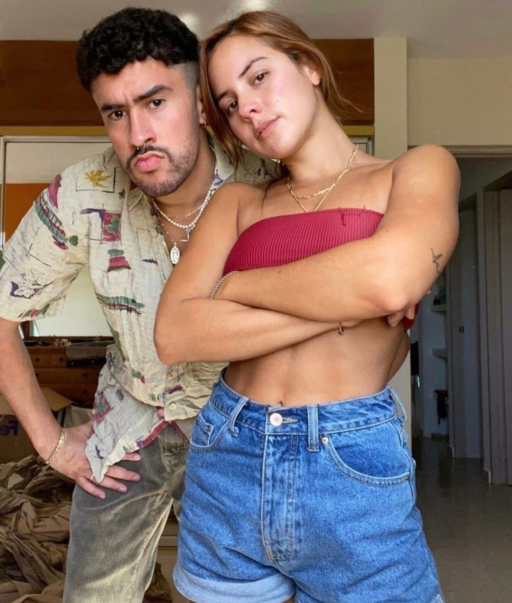 badbunnytwetts's tweet photo. El amor de su vida https://t.co/oCN7dz7gYQ