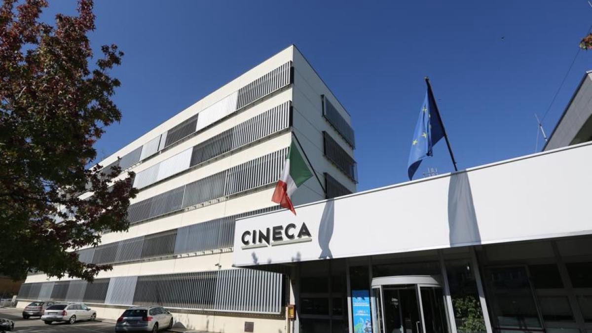 🟢 #Cineca Prosegue su reperibilità e premio di risultato il confronto per il rinnovo del #Contratto integrativo aziendale applicato agli oltre 1.100 dipendenti del consorzio interuniversitario. 

👉 Per la #FisascatCisl è importante giungere ad una soluzione condivisa, che tenga