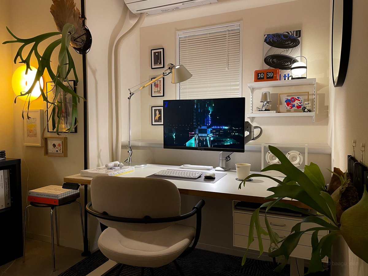 baagu_den's tweet photo. 今週も無事サバイブ🍵
#desksetup https://t.co/OKAToEoEkK